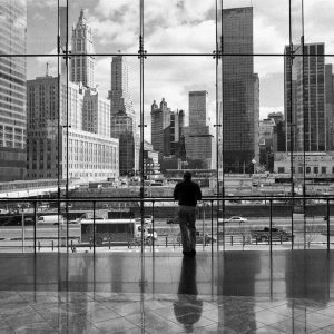 Kunstdruk Henri Silberman - Looking at Ground Zero 80x60cm