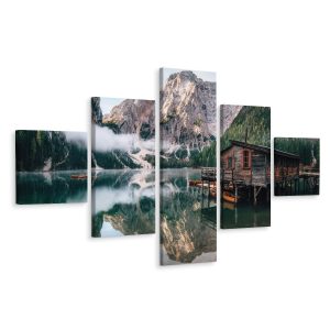 Schilderij - Huisje aan een bergmeer, 5luik, premium print